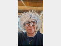 marina-medium-cartomante-eseguo-consulti 