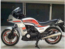 kawasaki-gpz-strada-altro-550cc 