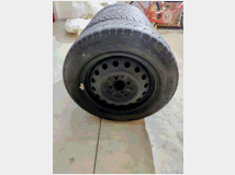 pneumatici-e-cerchi-toyota-yaris 