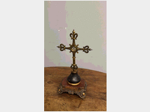 antica-croce-neogotica-in-bronzo 