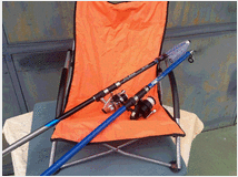 due-canne-da-pesca-con-mulinellisedia 
