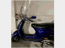 piaggio-vespa-et4-scooter-150cc 