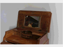 antica-cassettiera-toilette-fine-800 