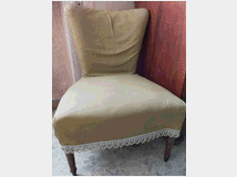 como-e-comodini-con-sopra 