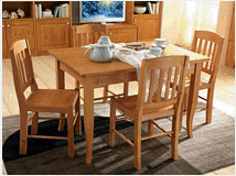 tavolo-classico-abete-con-sedia 